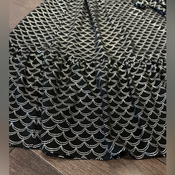 Michael Kors Black Metallic Silver Memaid Print Halter Under Knee Dress - Picture 3 of 8